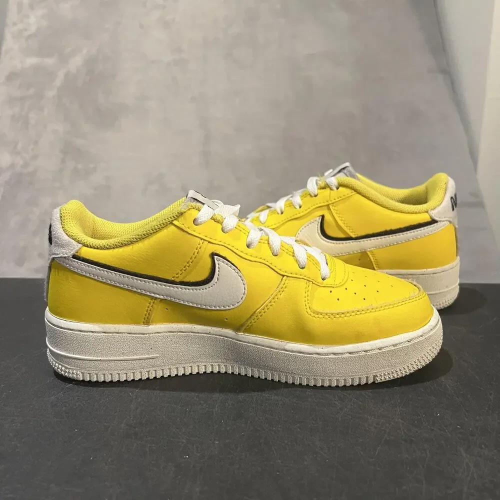 Nike Air Force 1 Low LV8 82 Shoes Youth 6 White Yellow DQ0359-700 Swoosh Leather